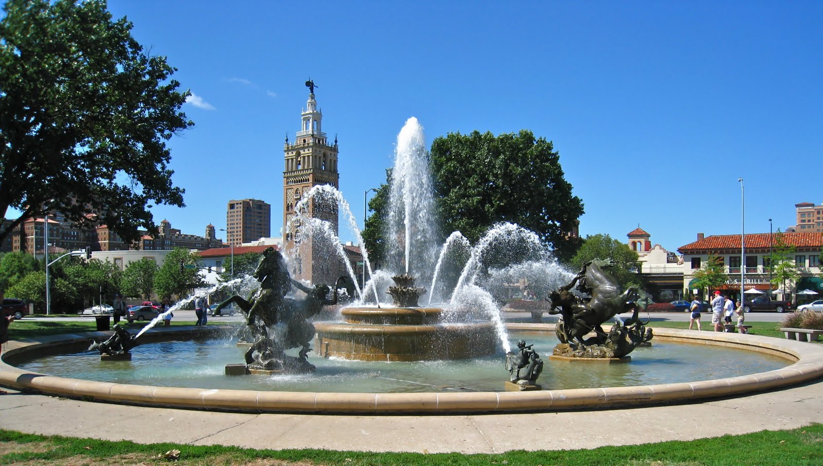 Country Club Plaza fountain