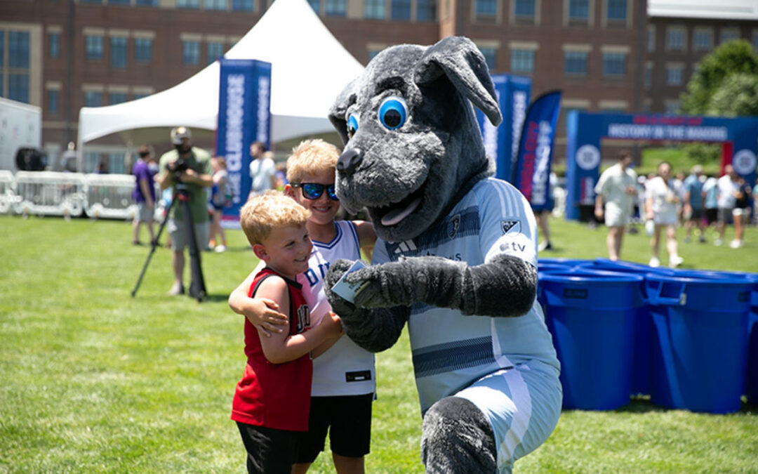 Thousands flock to 2026 World Cup kickoff party in Overland Park